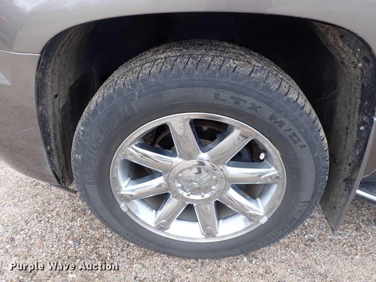 image for item DJ0217 2012 GMC Yukon Denali  SUV