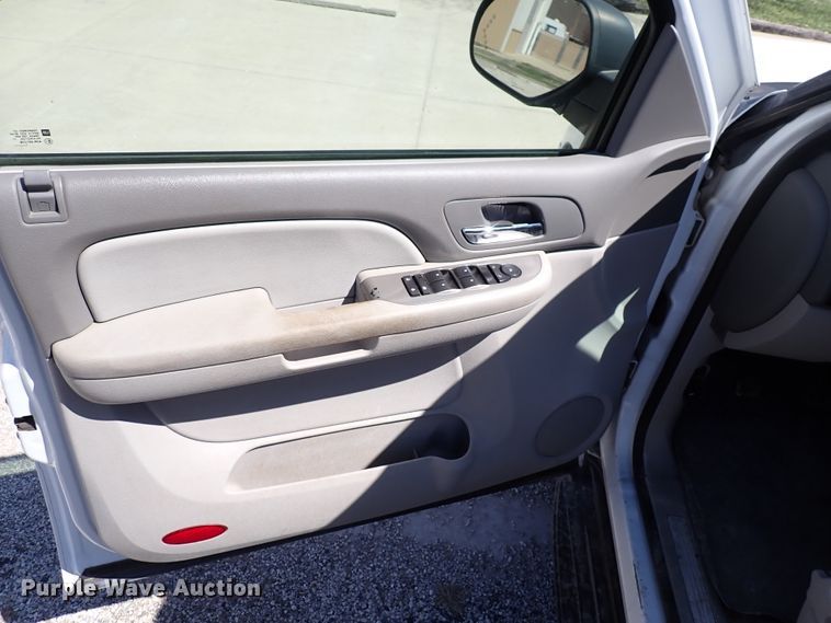 image for item DJ0246 2008 Chevrolet Tahoe  SUV