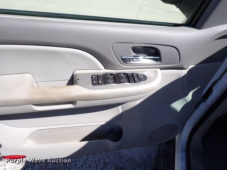 image for item DJ0246 2008 Chevrolet Tahoe  SUV