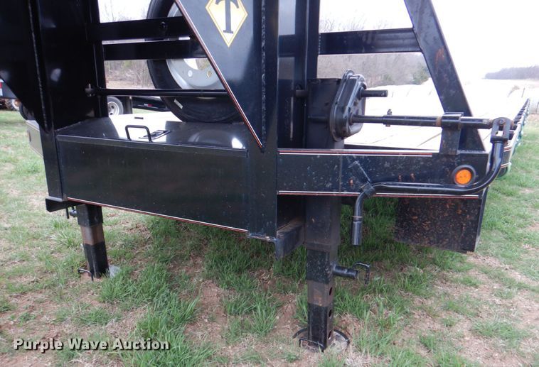 image for item DJ0402 2019 Diamond T 10240DTF equipment trailer