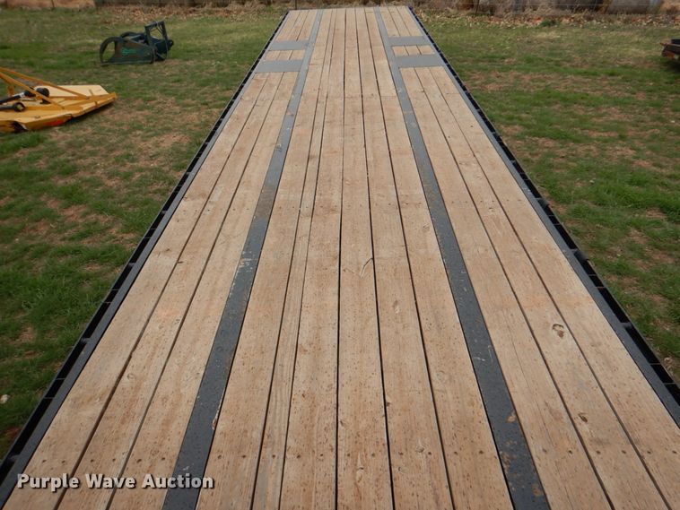 image for item DJ0402 2019 Diamond T 10240DTF equipment trailer