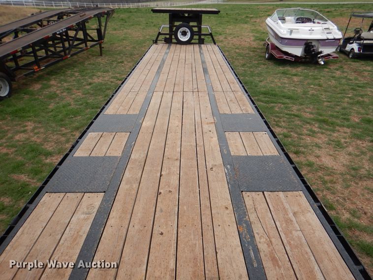 image for item DJ0402 2019 Diamond T 10240DTF equipment trailer