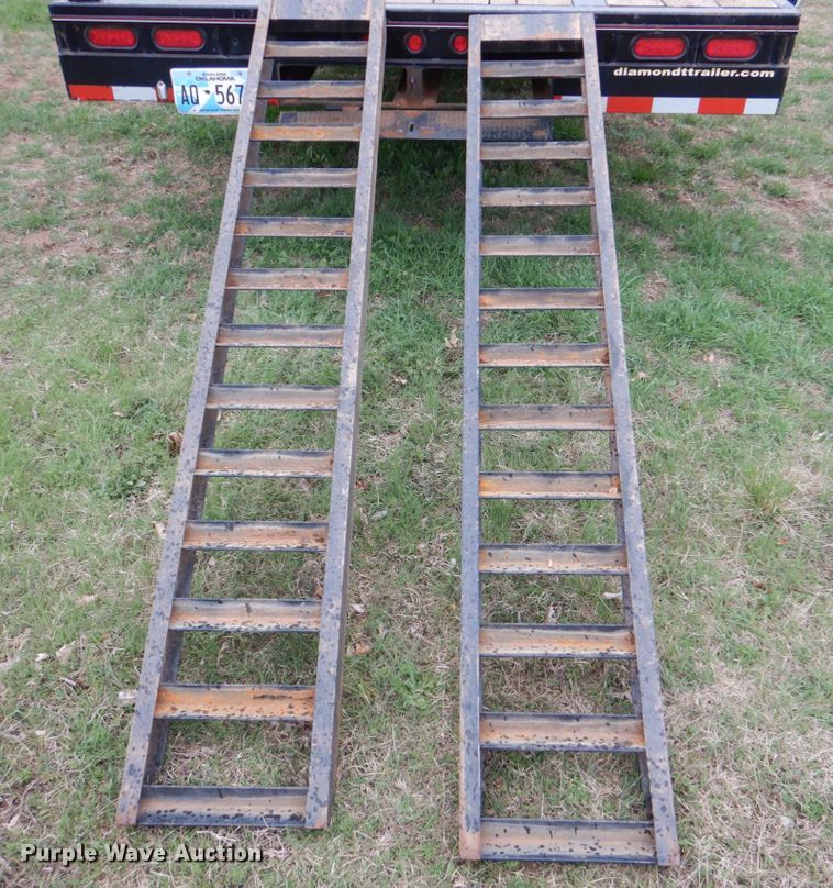 image for item DJ0402 2019 Diamond T 10240DTF equipment trailer