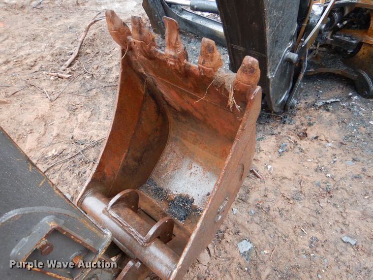 image for item DJ0403 2008 Volvo BL60  backhoe