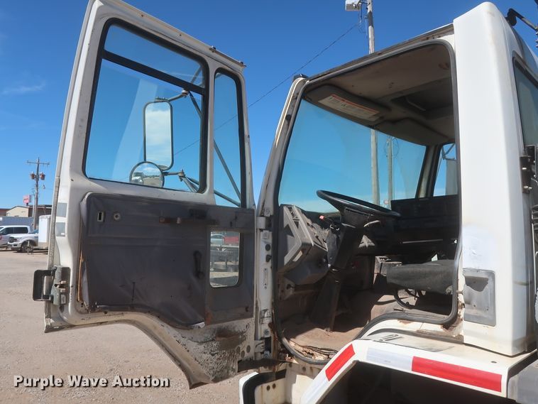 image for item DJ1878 1997 Ford CF8000  street sweeper truck