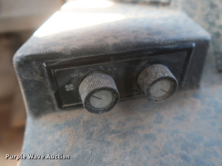 image for item DJ1878 1997 Ford CF8000  street sweeper truck