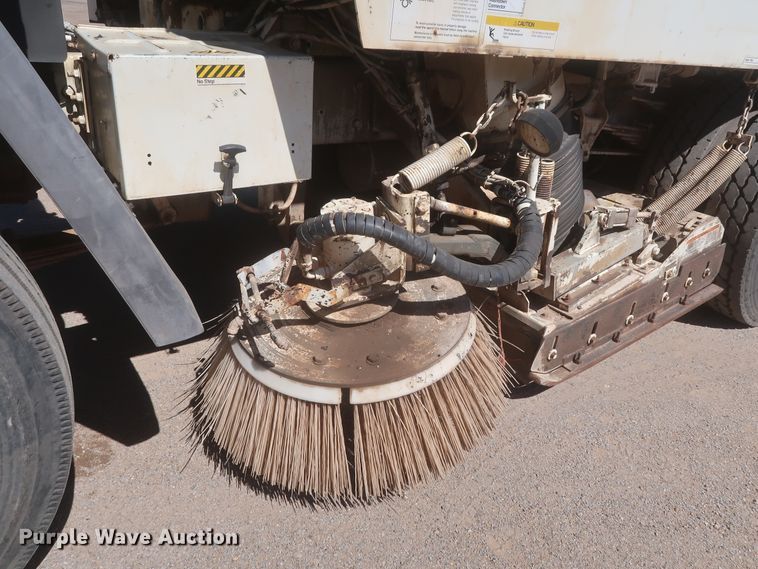 image for item DJ1878 1997 Ford CF8000  street sweeper truck