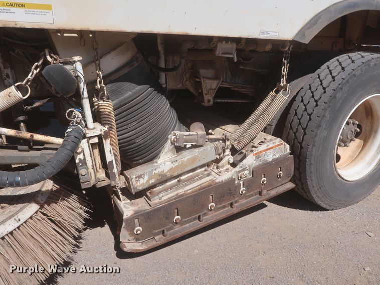 image for item DJ1878 1997 Ford CF8000  street sweeper truck