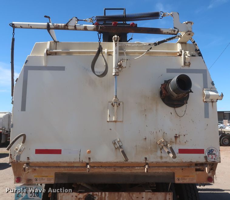 image for item DJ1878 1997 Ford CF8000  street sweeper truck