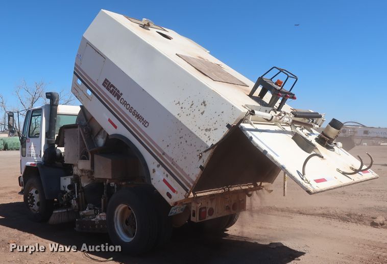 image for item DJ1878 1997 Ford CF8000  street sweeper truck