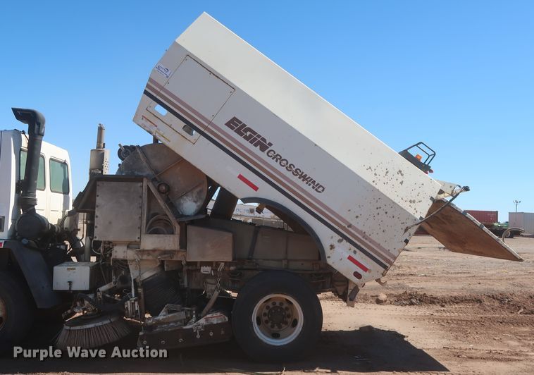 image for item DJ1878 1997 Ford CF8000  street sweeper truck