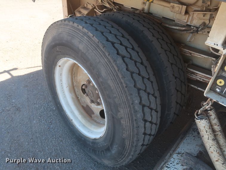 image for item DJ1878 1997 Ford CF8000  street sweeper truck