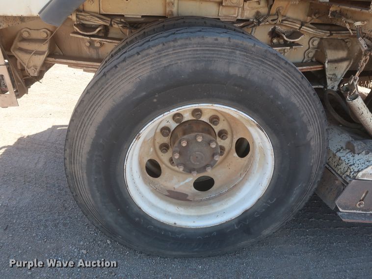 image for item DJ1878 1997 Ford CF8000  street sweeper truck