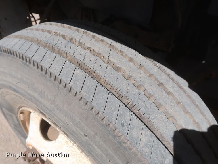 image for item DJ1878 1997 Ford CF8000  street sweeper truck