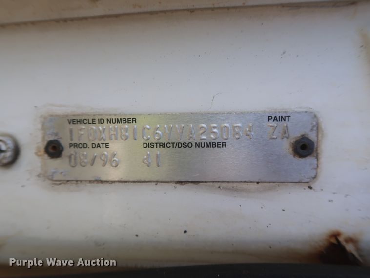 image for item DJ1878 1997 Ford CF8000  street sweeper truck