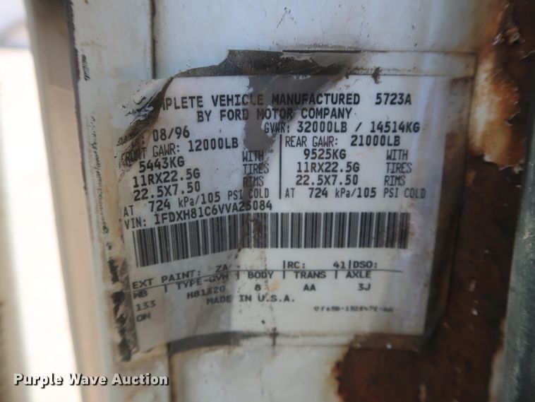 image for item DJ1878 1997 Ford CF8000  street sweeper truck