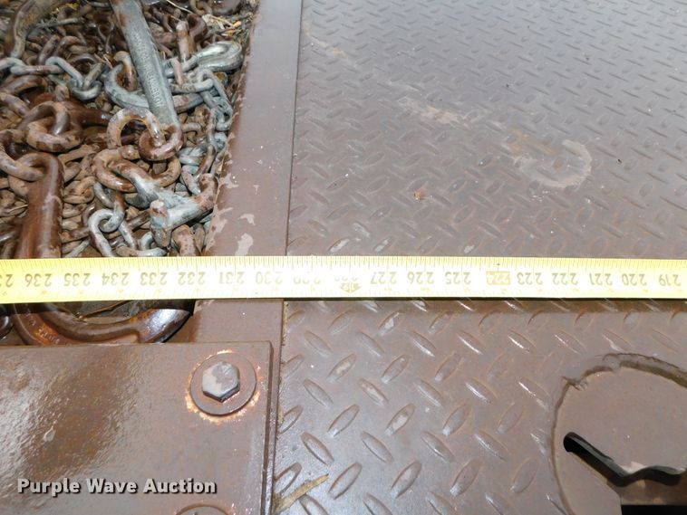 image for item DJ5985 2004 Ford F650 Super Duty XLT  rollback truck