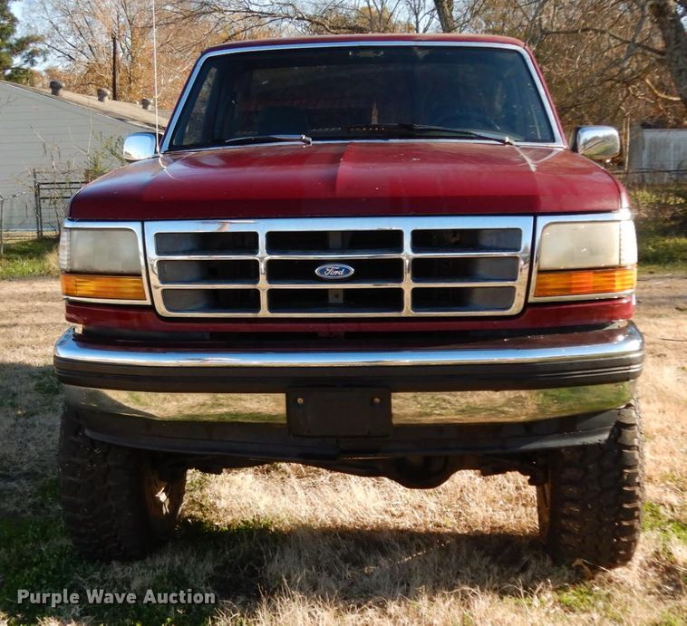 image for item DJ8138 1993 Ford F150  pickup truck
