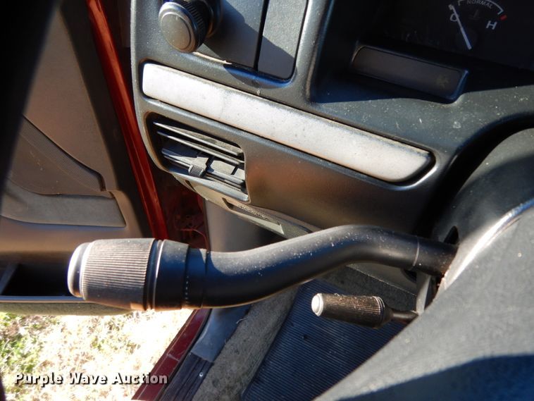 image for item DJ8138 1993 Ford F150  pickup truck