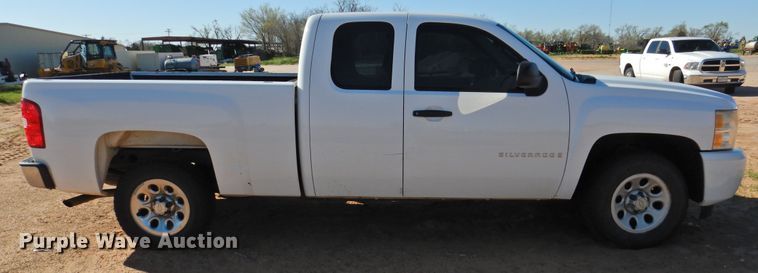 image for item DJ8343 2009 Chevrolet Silverado 1500  Ext. Cab pickup truck