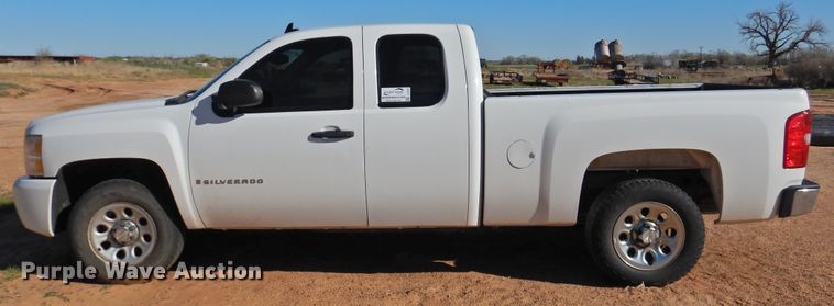 image for item DJ8343 2009 Chevrolet Silverado 1500  Ext. Cab pickup truck