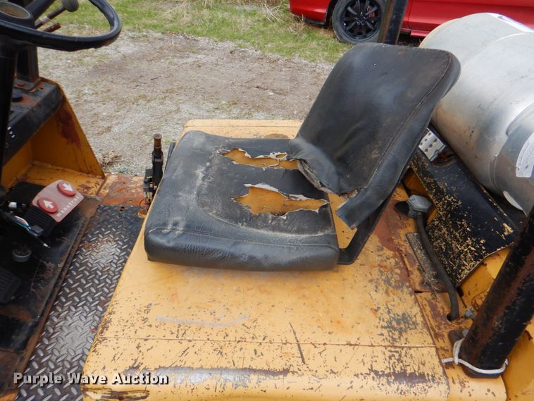 image for item DJ8720 Hyster S60XL  forklift