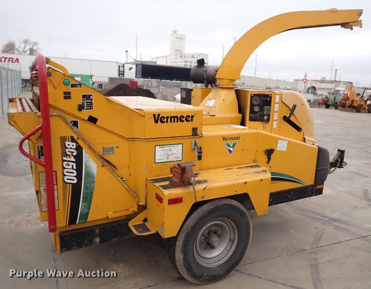 image for item DK4547 2008 Vermeer BC1500  wood chipper