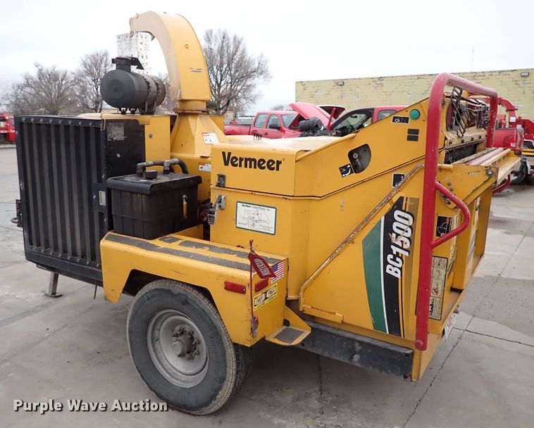 image for item DK4547 2008 Vermeer BC1500  wood chipper