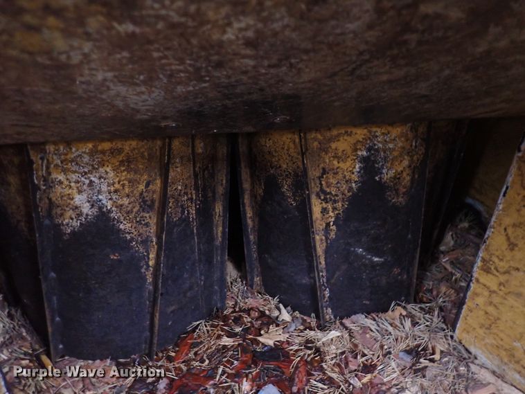 image for item DK4547 2008 Vermeer BC1500  wood chipper