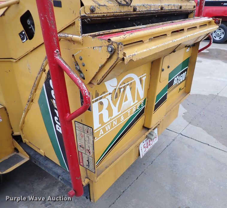 image for item DK4547 2008 Vermeer BC1500  wood chipper