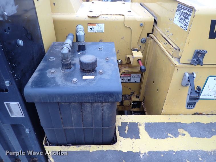 image for item DK4547 2008 Vermeer BC1500  wood chipper