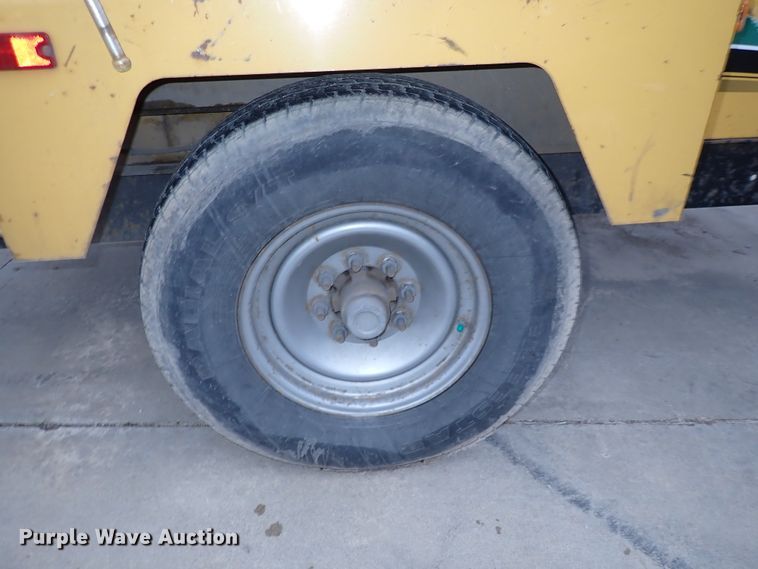 image for item DK4547 2008 Vermeer BC1500  wood chipper