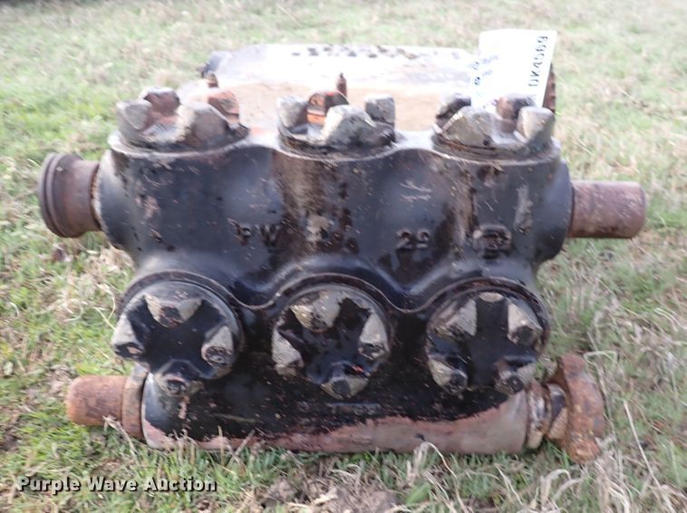 image for item DK4569 Gardner Denver PW172 pump