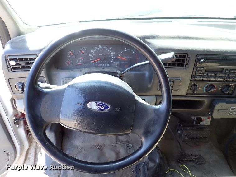 image for item DK4642 2003 Ford F650  rollback truck