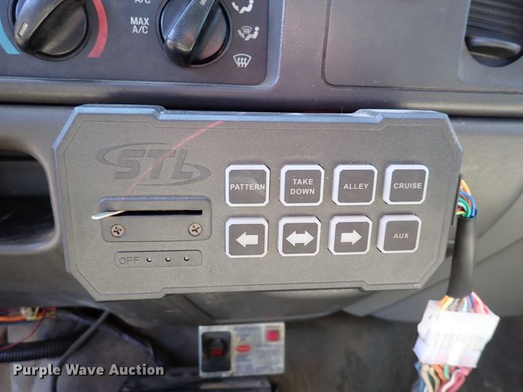 image for item DK4642 2003 Ford F650  rollback truck