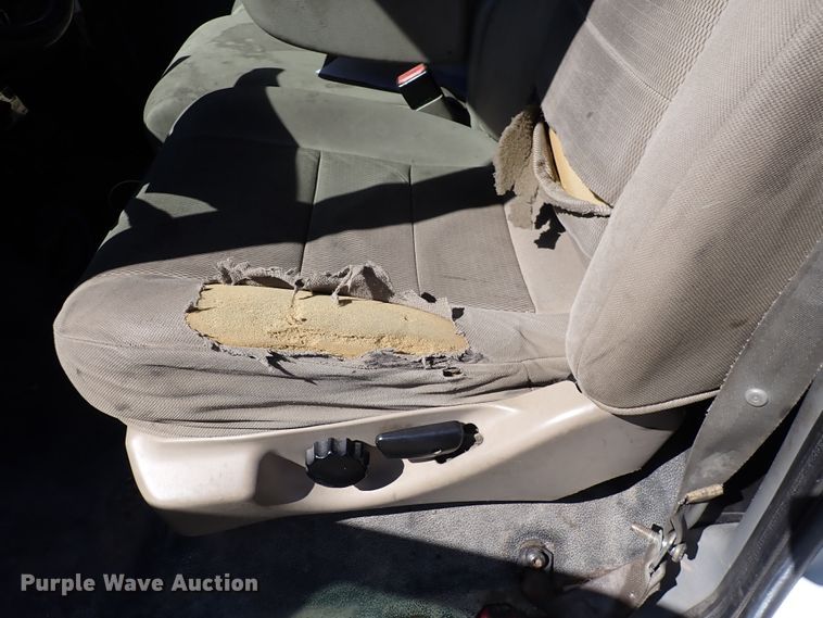 image for item DK4642 2003 Ford F650  rollback truck