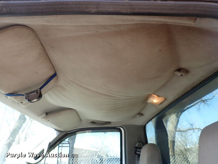 image for item DK4642 2003 Ford F650  rollback truck