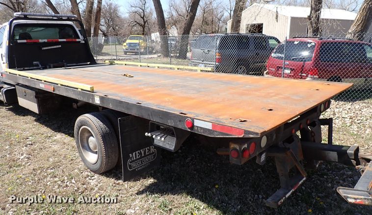 image for item DK4642 2003 Ford F650  rollback truck