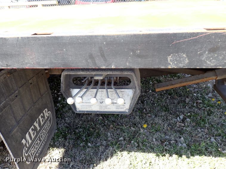 image for item DK4642 2003 Ford F650  rollback truck