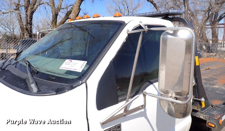 image for item DK4642 2003 Ford F650  rollback truck