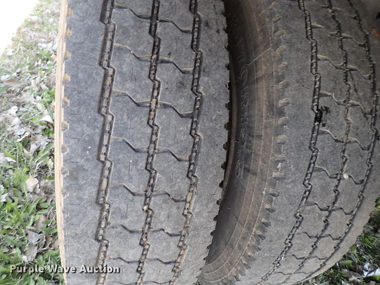 image for item DK4642 2003 Ford F650  rollback truck