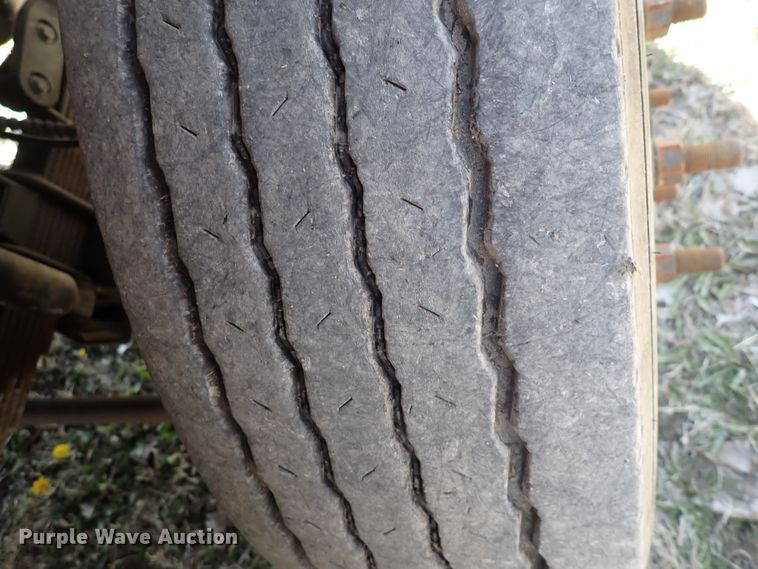 image for item DK4642 2003 Ford F650  rollback truck