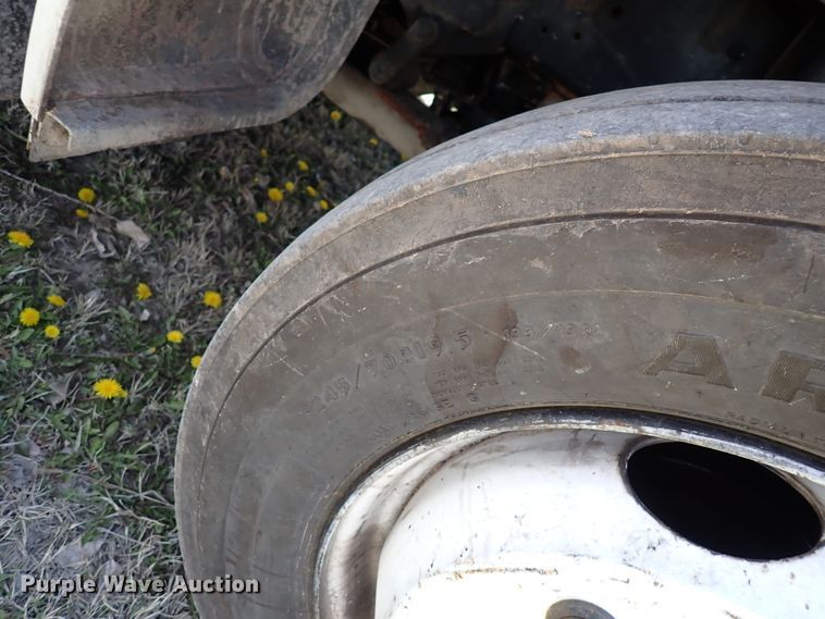 image for item DK4642 2003 Ford F650  rollback truck