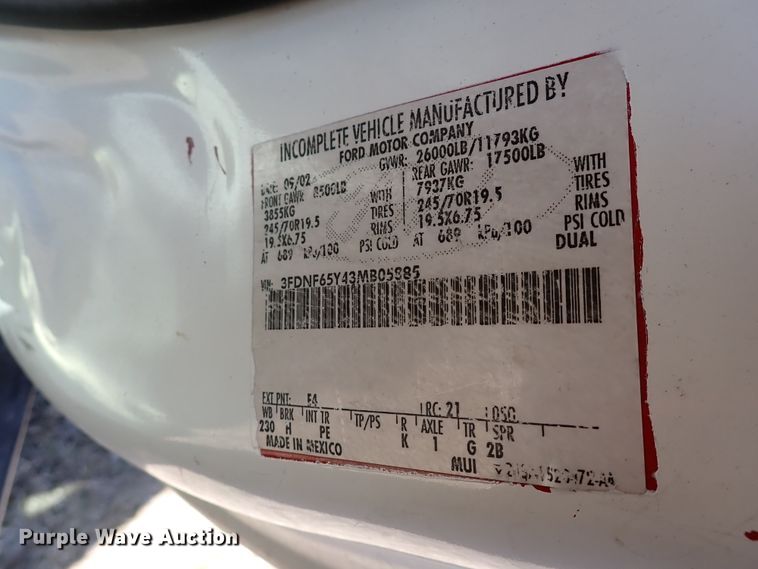 image for item DK4642 2003 Ford F650  rollback truck