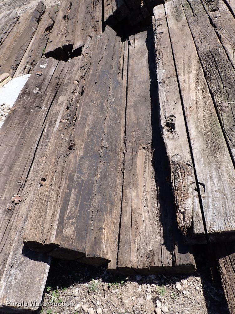 image for item DK4647 Approximately 35 railroad ties