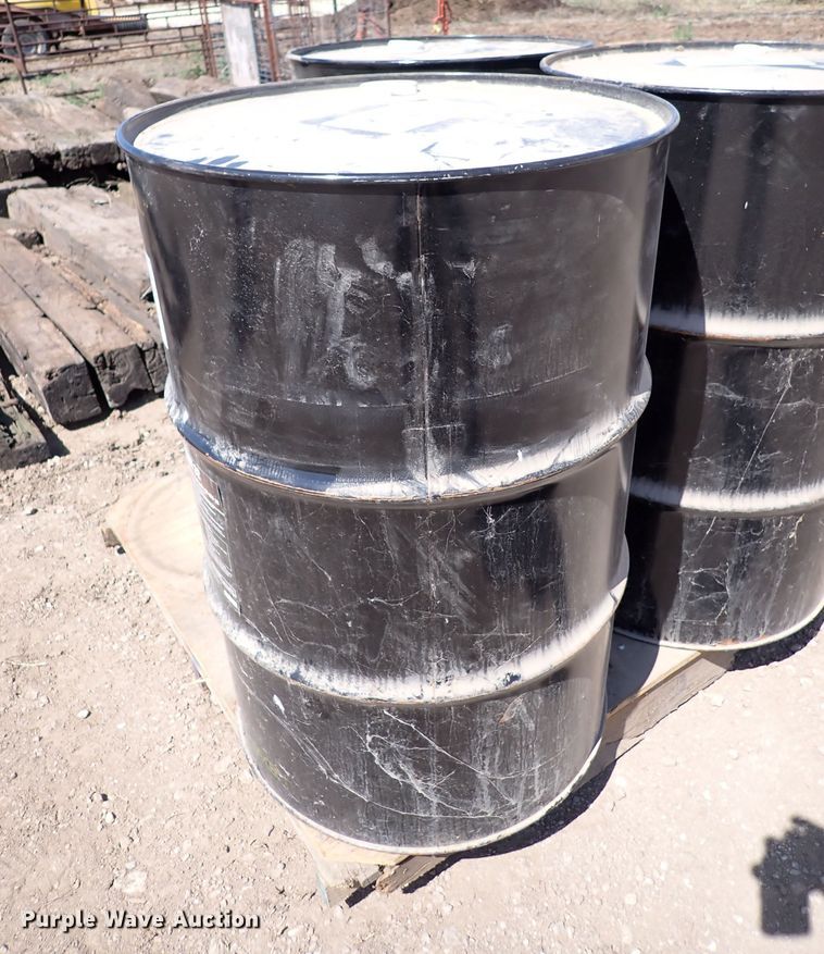 image for item DK4648 Hydraulic and motor oil