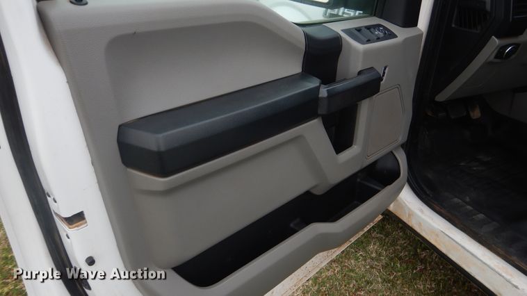 image for item DK5490 2015 Ford F150  SuperCrew pickup truck