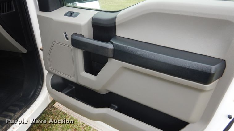 image for item DK5490 2015 Ford F150  SuperCrew pickup truck