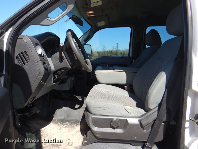 image for item DK5491 2014 Ford F250 Super Duty  Crew Cab pickup truck