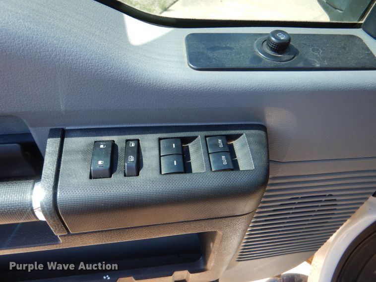 image for item DK5491 2014 Ford F250 Super Duty  Crew Cab pickup truck